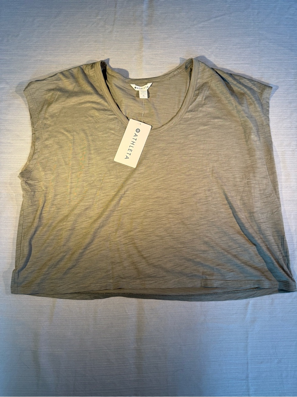 Athleta Olive Green Relaxed Scoop Crop Tee